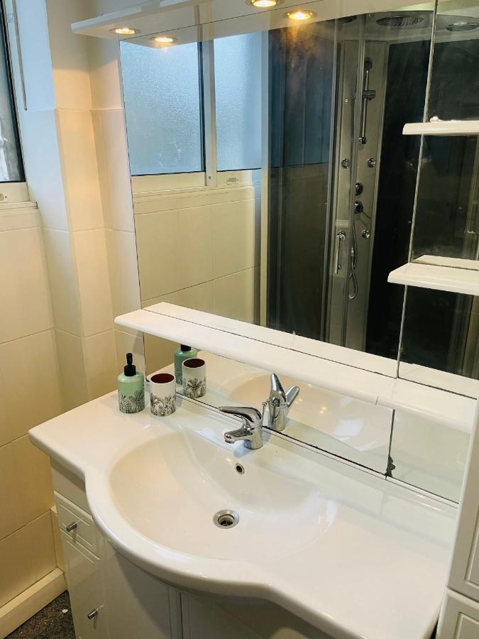 Charmant Appartement De Coeur De Ville - 2 Chambres Lits Queen Size - Netflix - Wifi Шербур-ан-Котантен Экстерьер фото